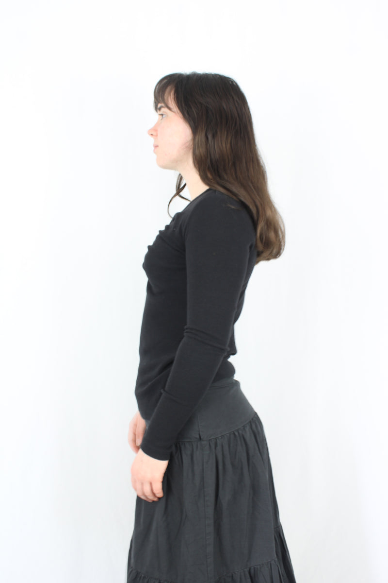Caitlin Crisp - Ribbed Keyhole Top