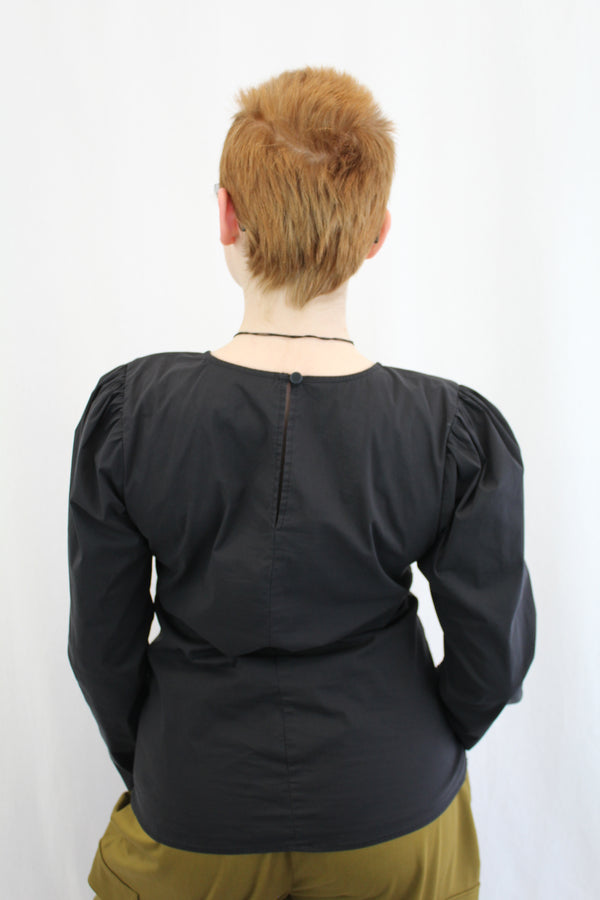 Moochi - Ruched Long Sleeve