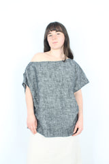 Moochi - Oblige Tee