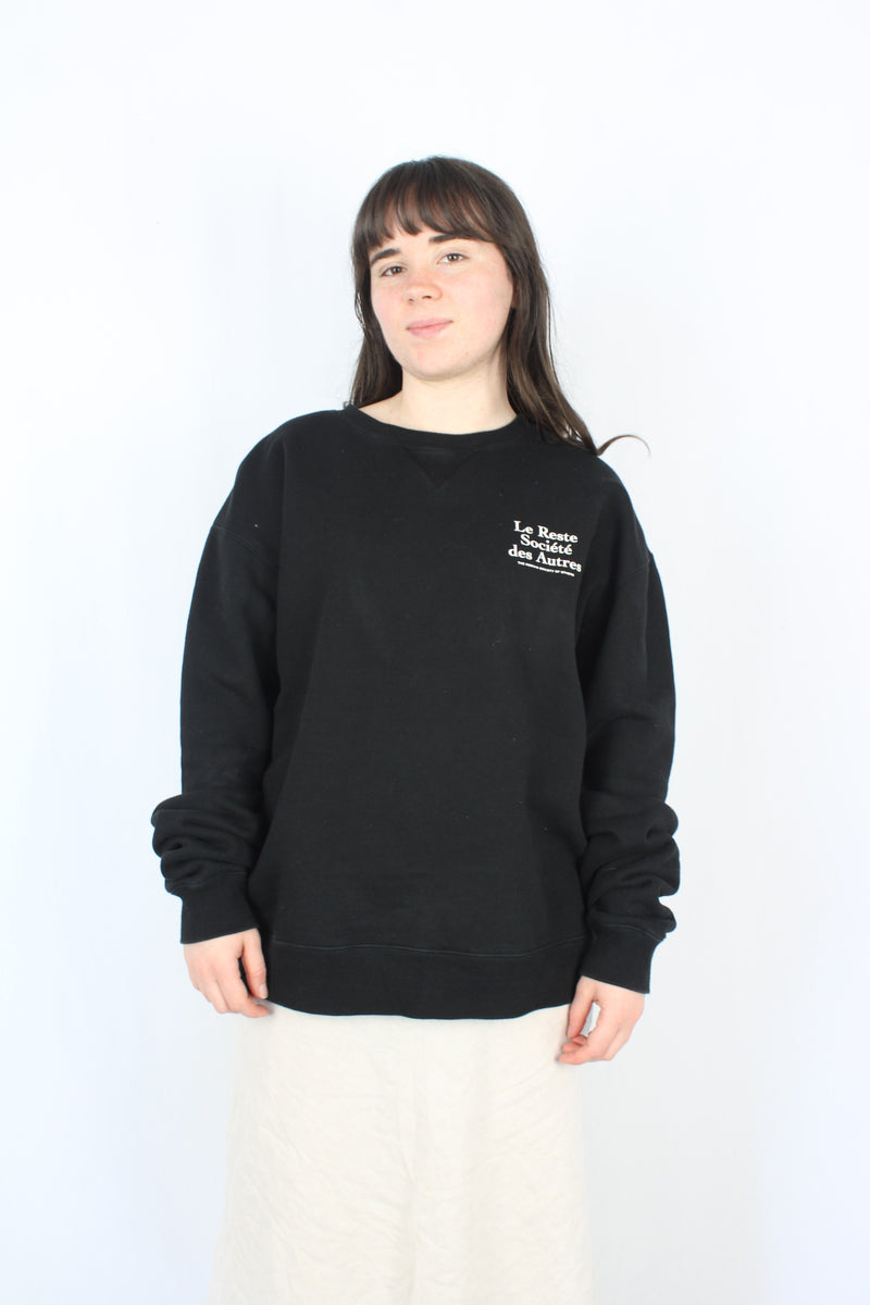 Remain - Le Reste Crewneck