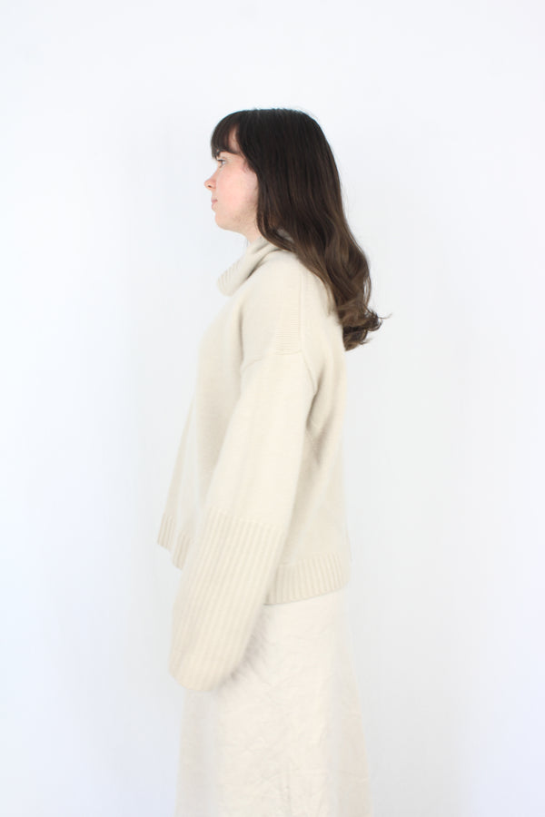 Nili Lotan - Cashmere Turtleneck