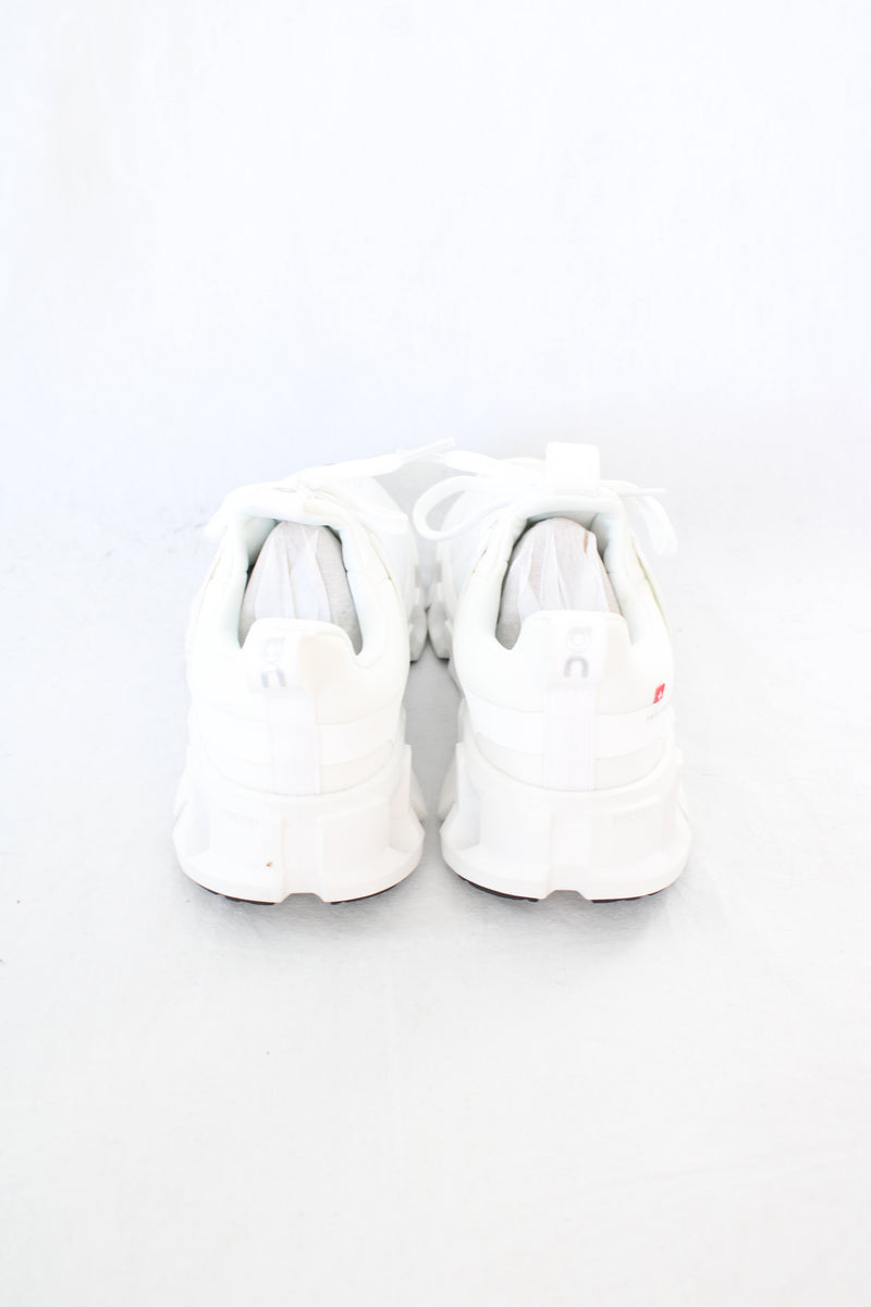 On - Cloudswift Sneakers