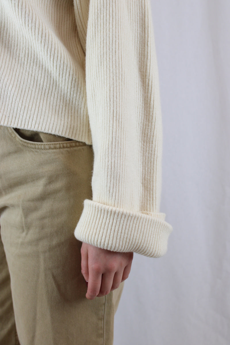 L'Academie V Neck Knit