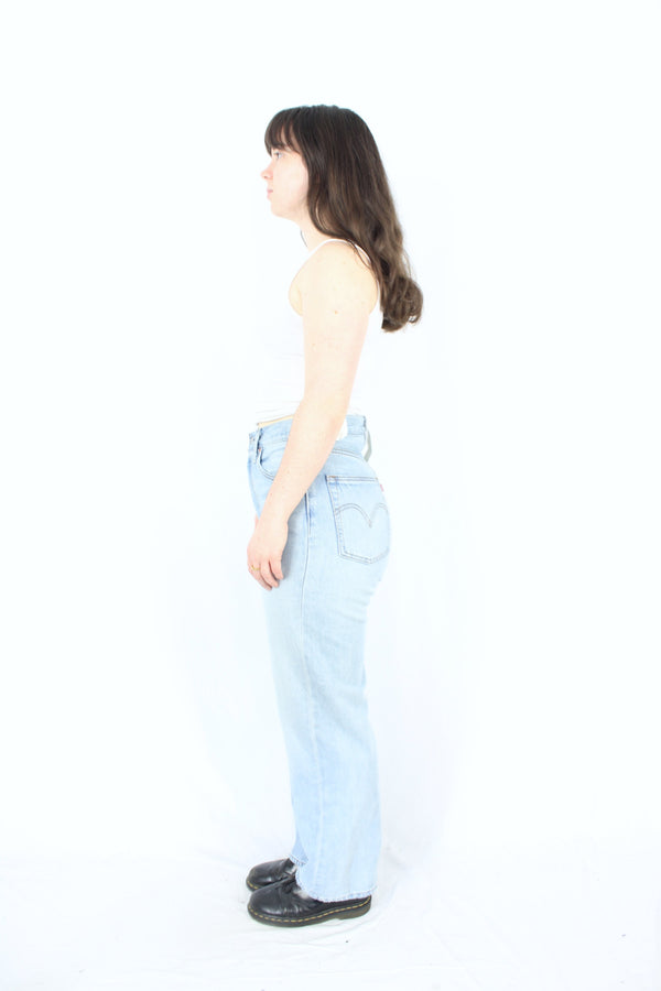 Levi Strauss - Ribcage Straight Ankle Jeans