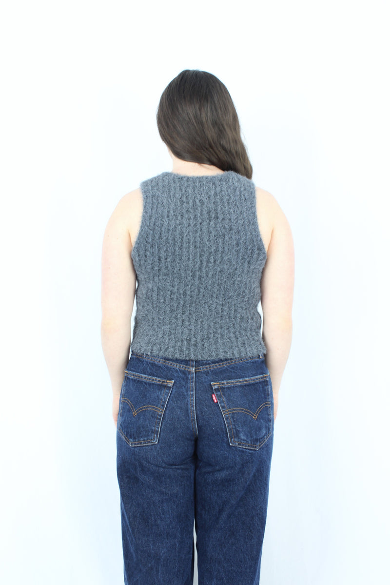 Neuw - Fuzzy Tank