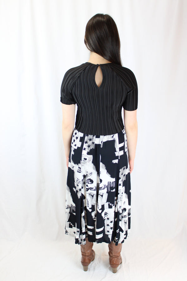 Euro - Vintage Midi Skirt