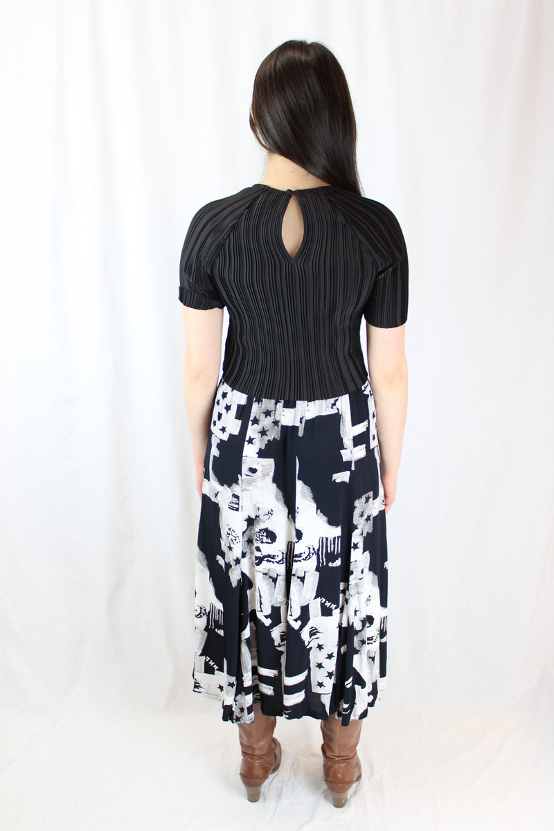 Euro - Vintage Midi Skirt