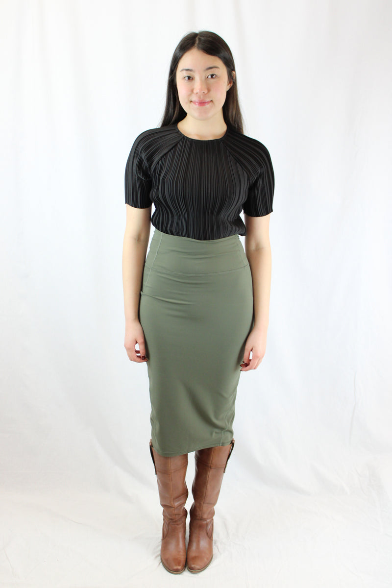 Lululemon - Nulu Pencil Skirt