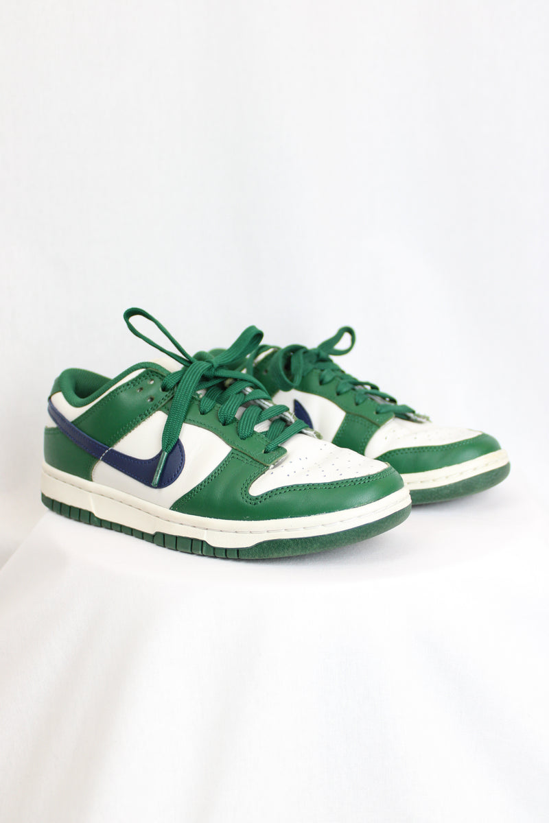 Nike - Dunk Low Gorge Sneakers