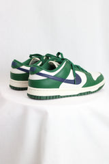 Nike - Dunk Low Gorge Sneakers