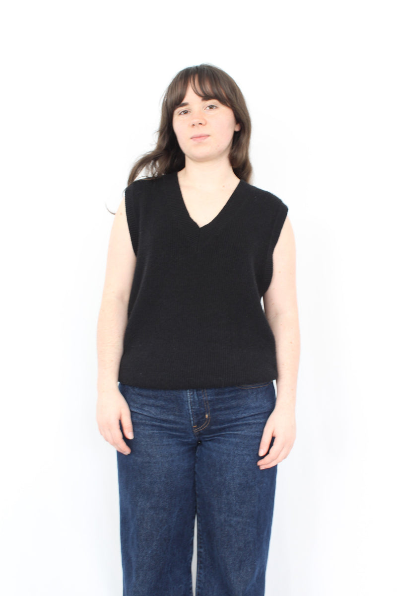 Stylerunner - Knit Vest