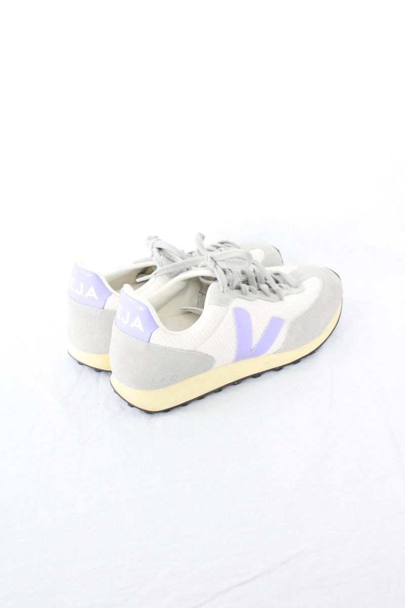 Veja - Chunky Sneakers