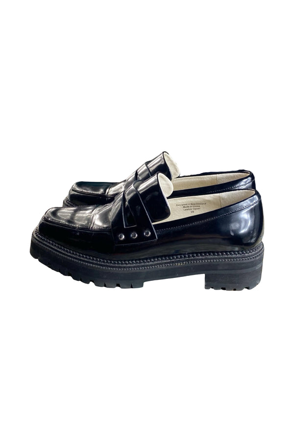 Chaos & Harmony - Black Loafers