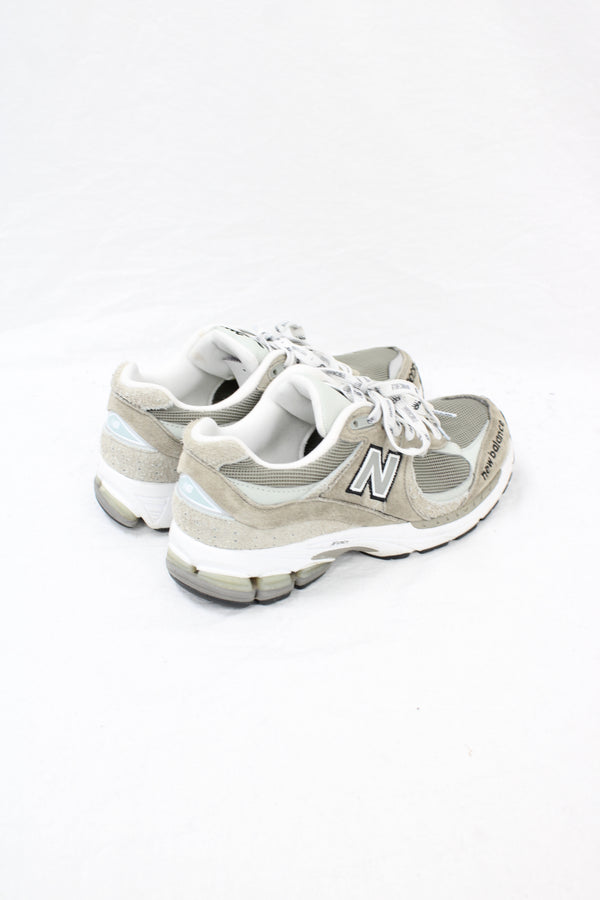 New Balance - 2002R Sneakers