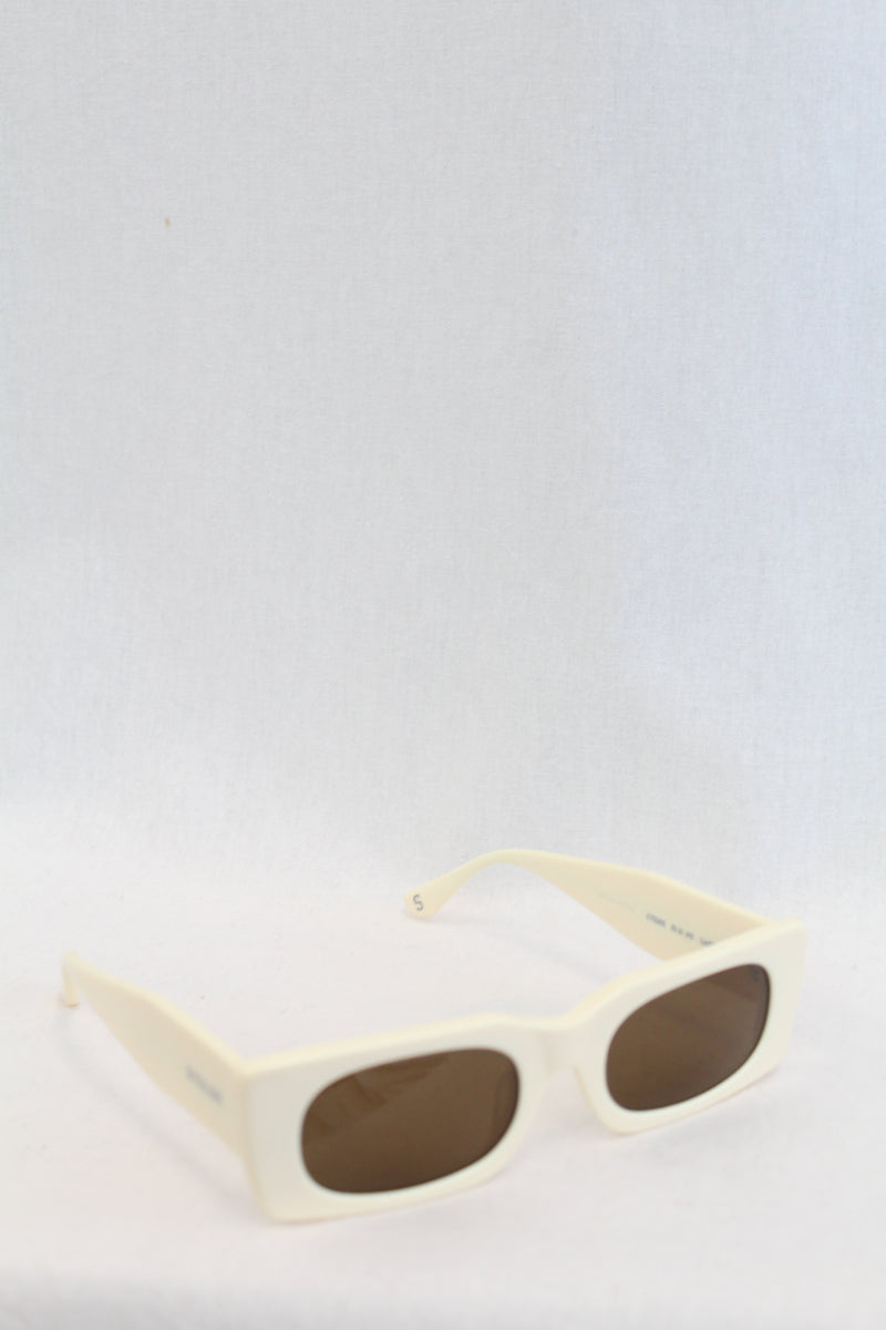 Stolen Girlfriends Club - 'Joyride Cat 3' Sunglasses