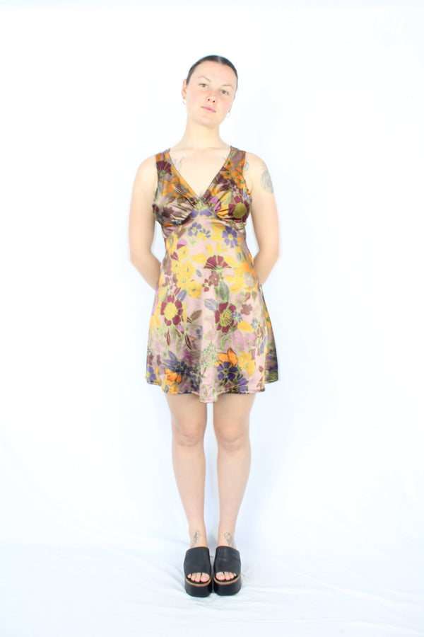 Vesta - Vintage Floral Dress