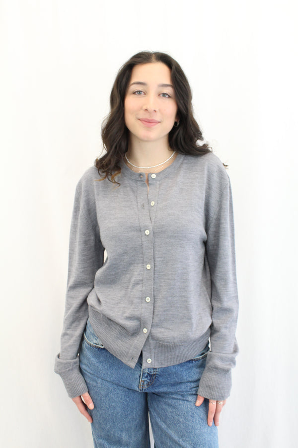 Maggie Marilyn - '01 Cardigan'