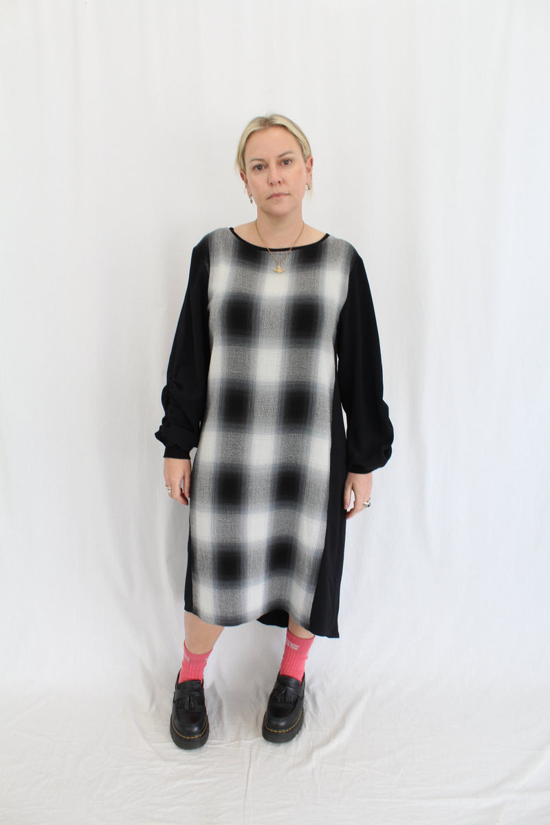 Lounge by Repertoire - 'Anja Dress'