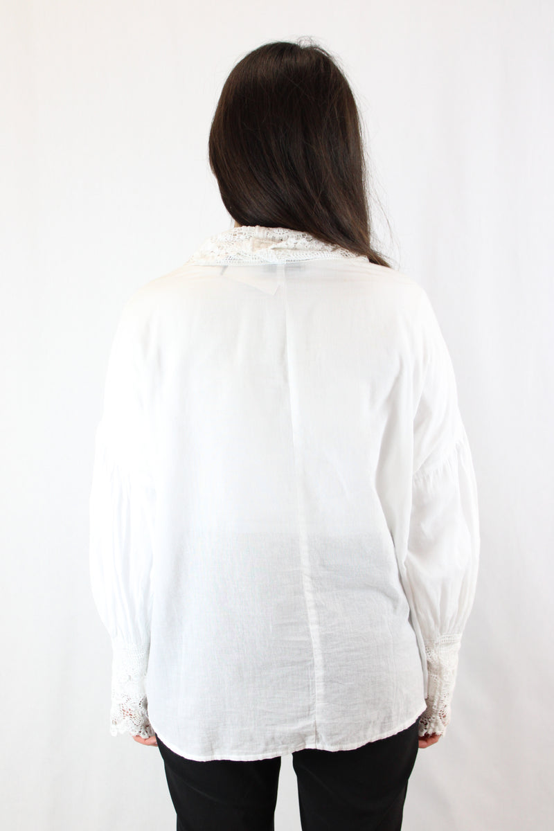 Briarwood - Lace Turtleneck