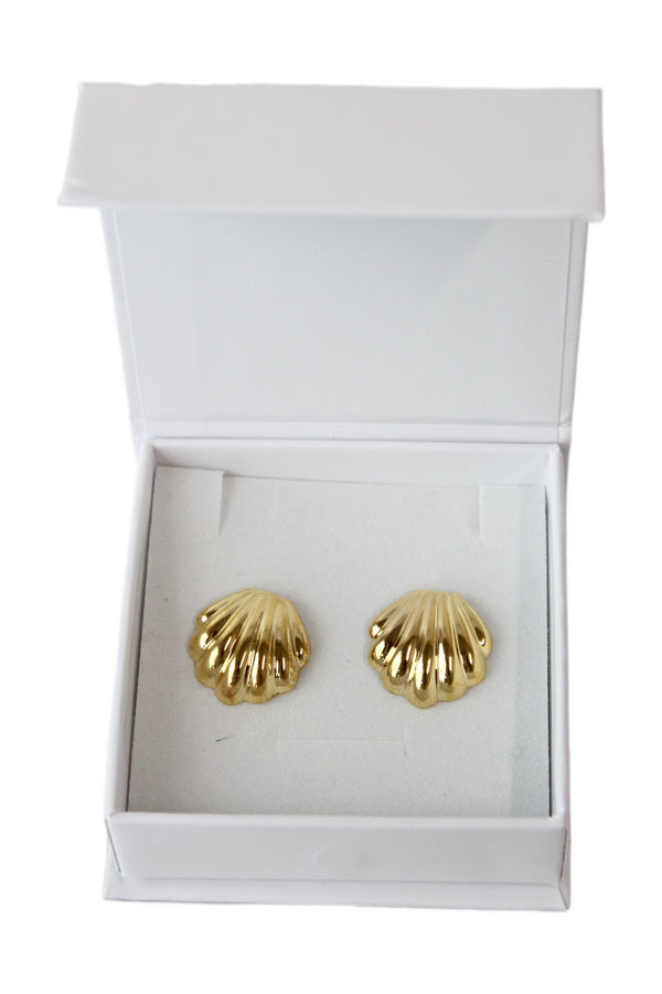 Heaven Mayhem - Gold Shell Earrings