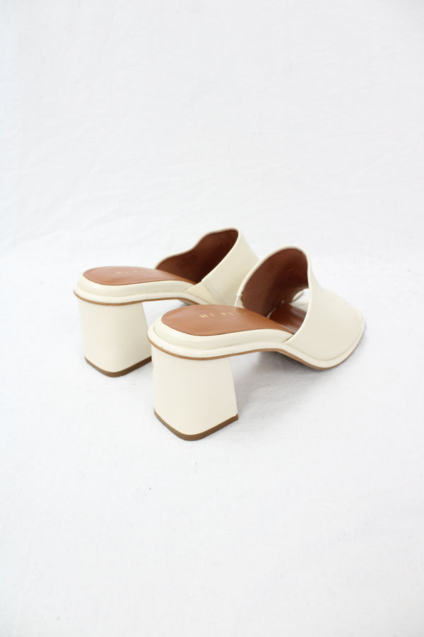 Mi Piaci - Cream Mule Heels