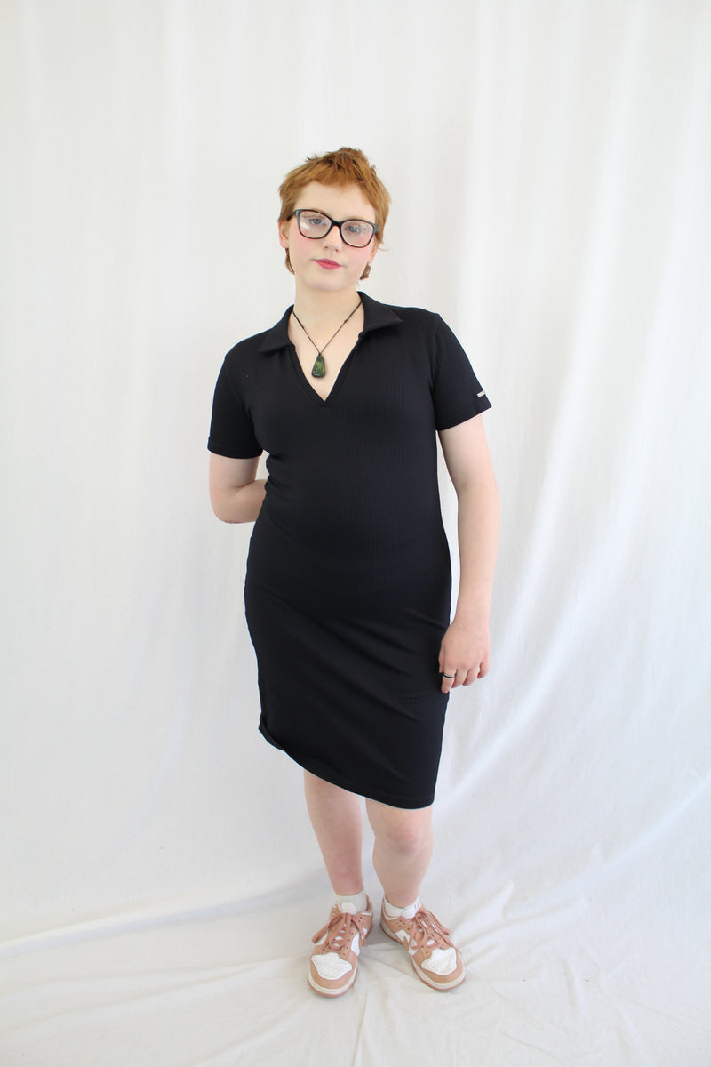 Aimn - Collared Midi Dress