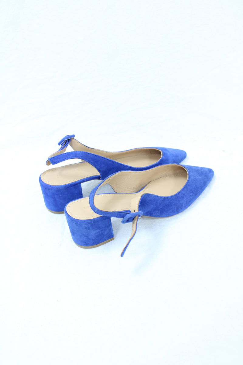 Country Road - Suede Slingback Heels