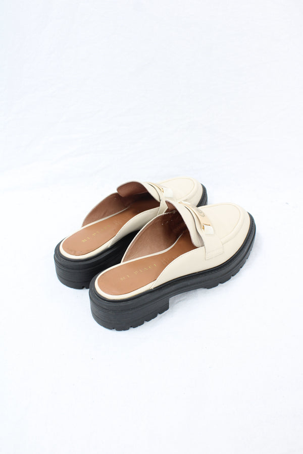 Mi Piaci - Leather Buckle Mules