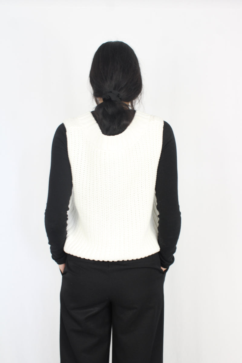 Assembly Label - Chunky Sweater Vest