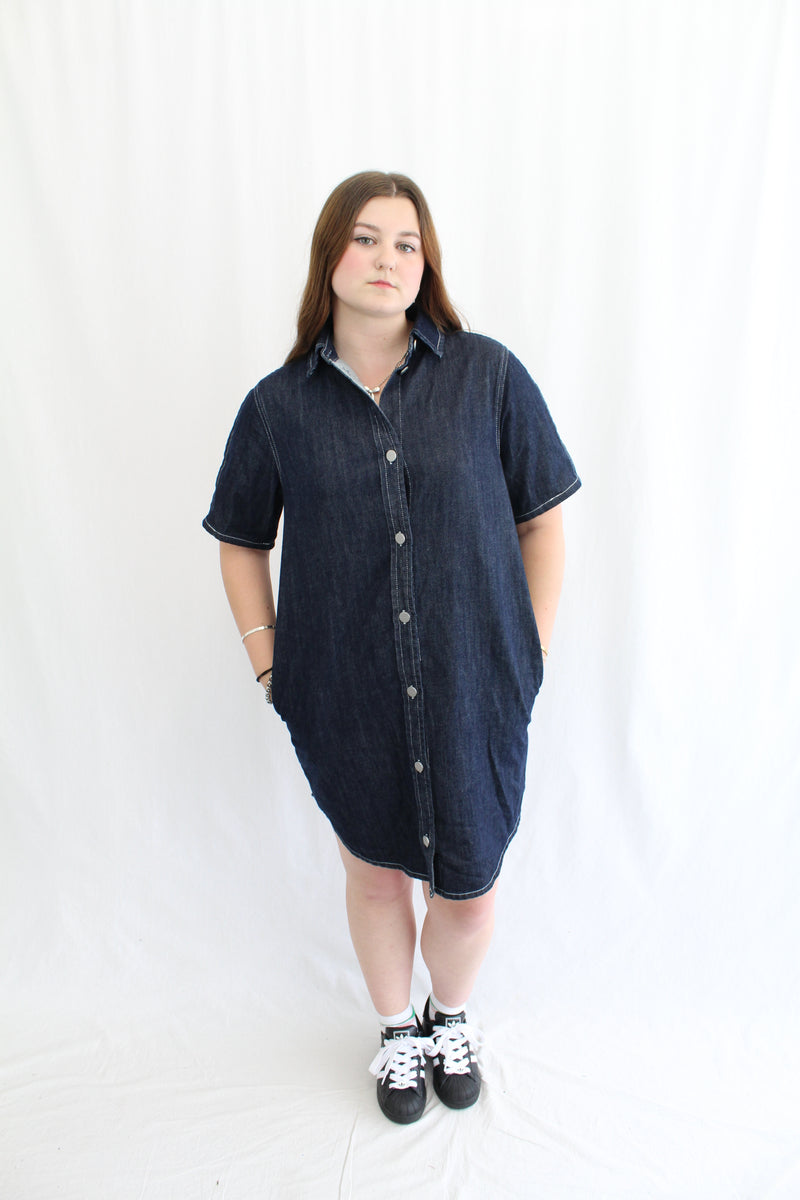Moochi - 'Latching Shirt Dress'