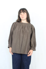 Gregory - Pleated Top
