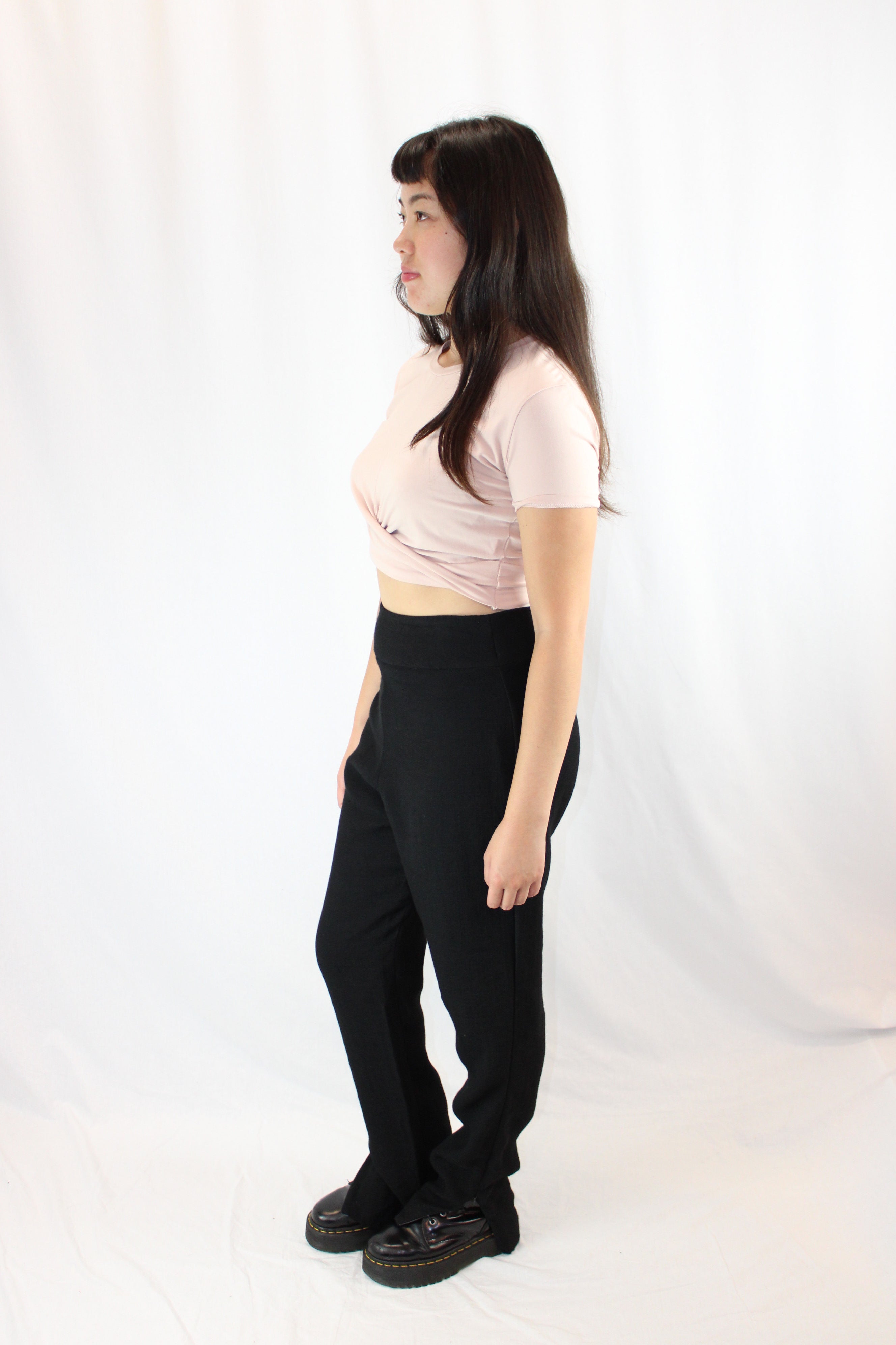 World - High-Rise Tapered Pants