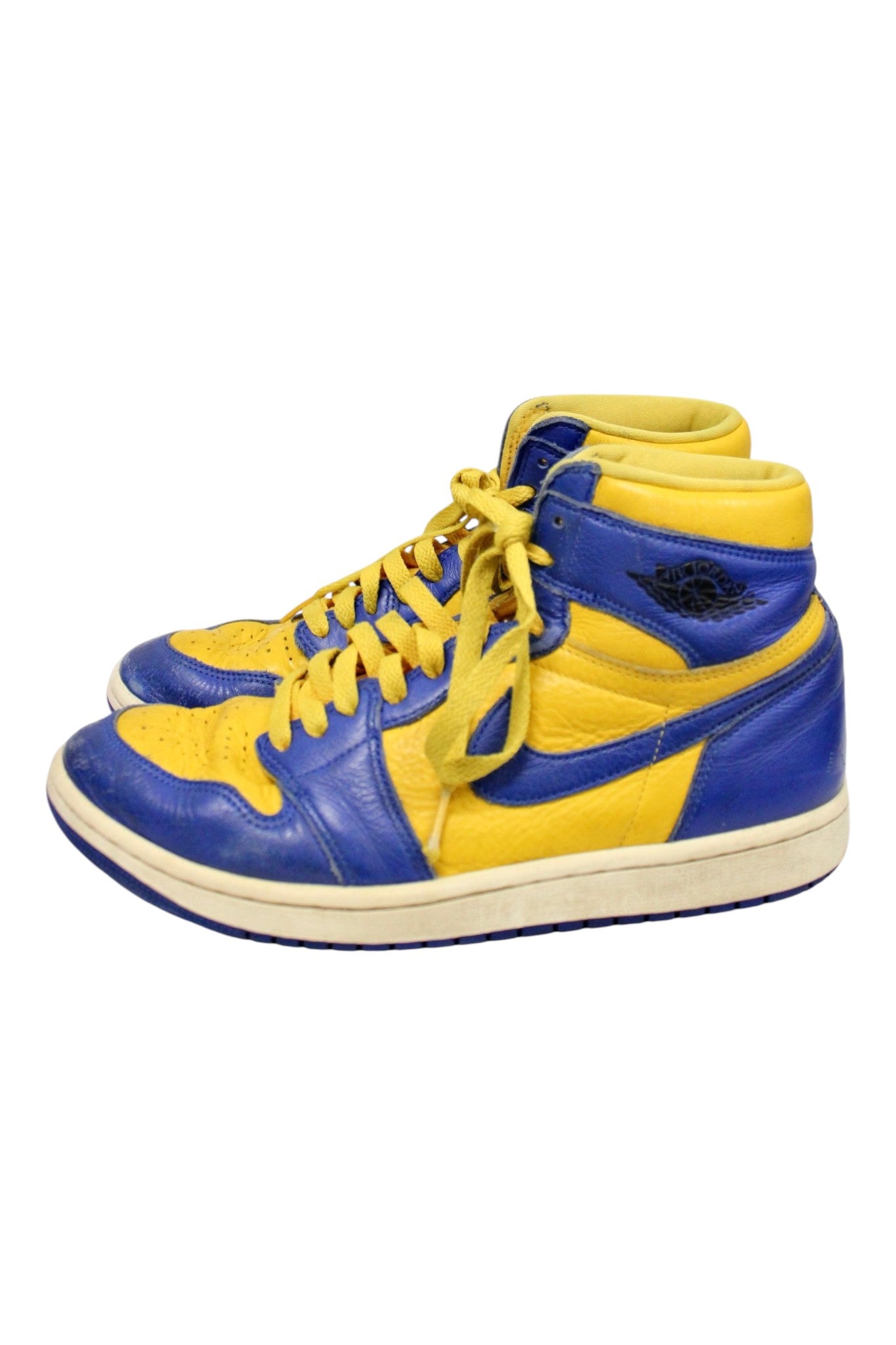 Nike - Air Jordan 1 Retro