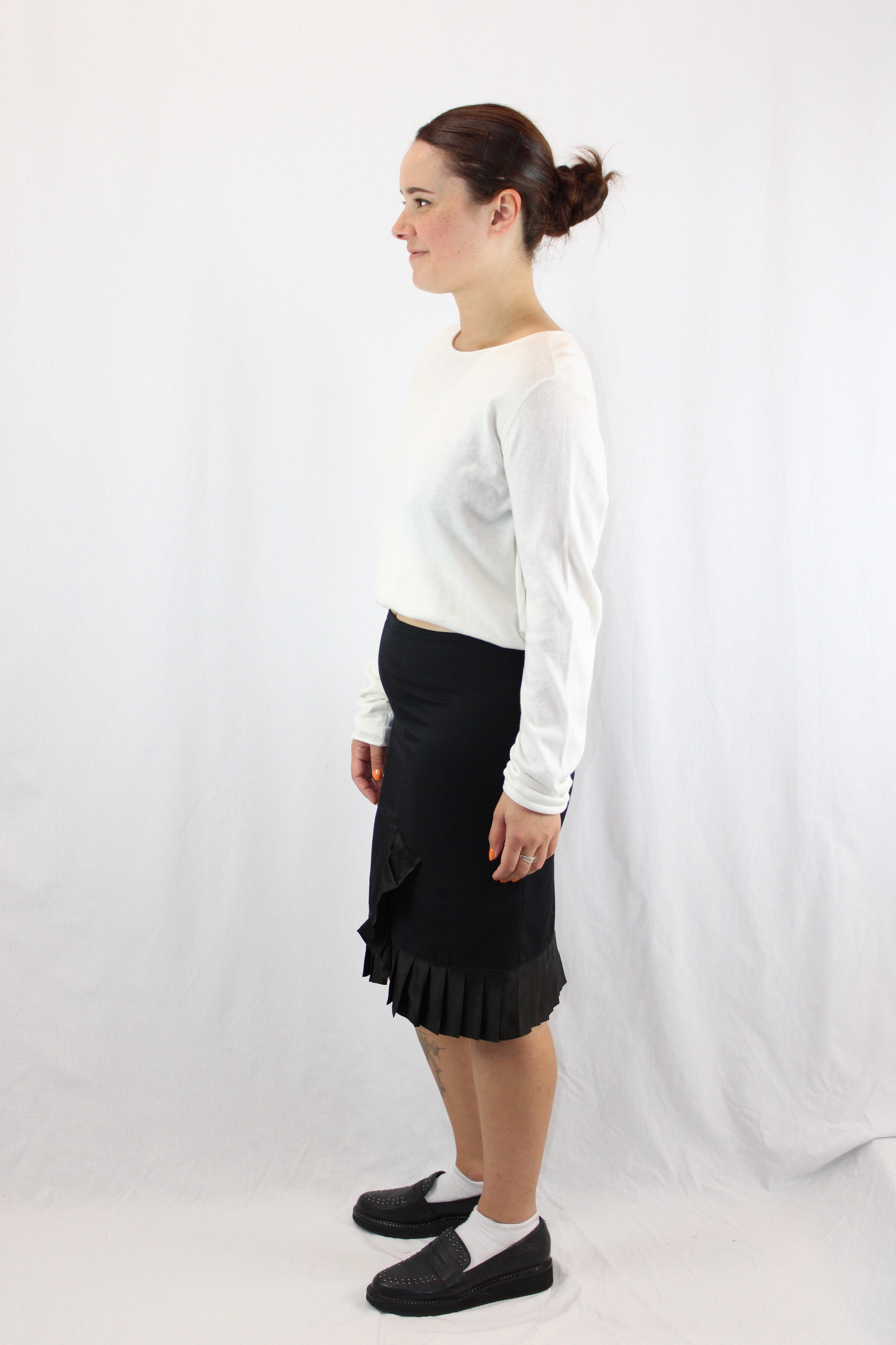 World - Ruffle Pencil Skirt
