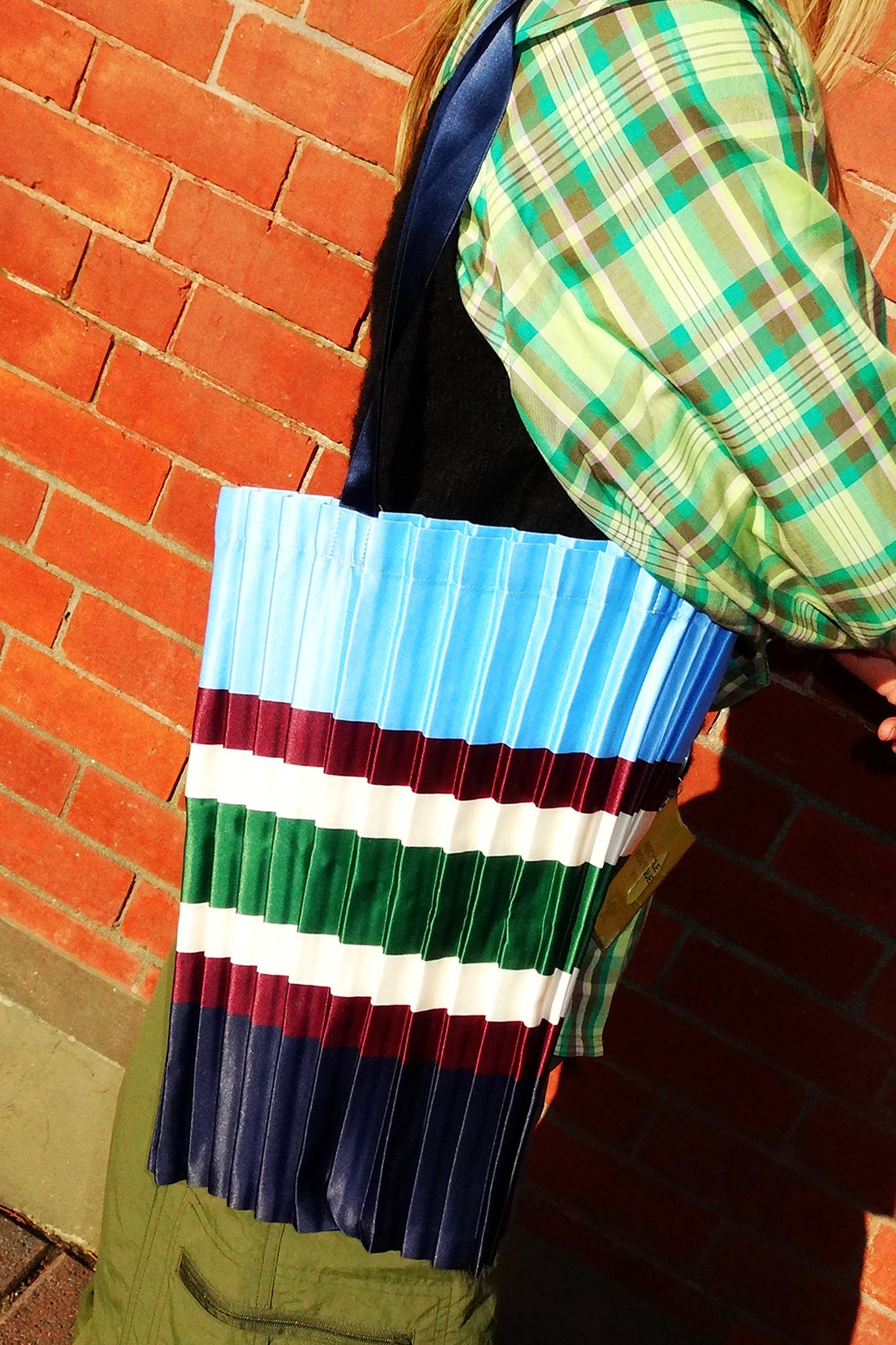 Multitudes - Bag