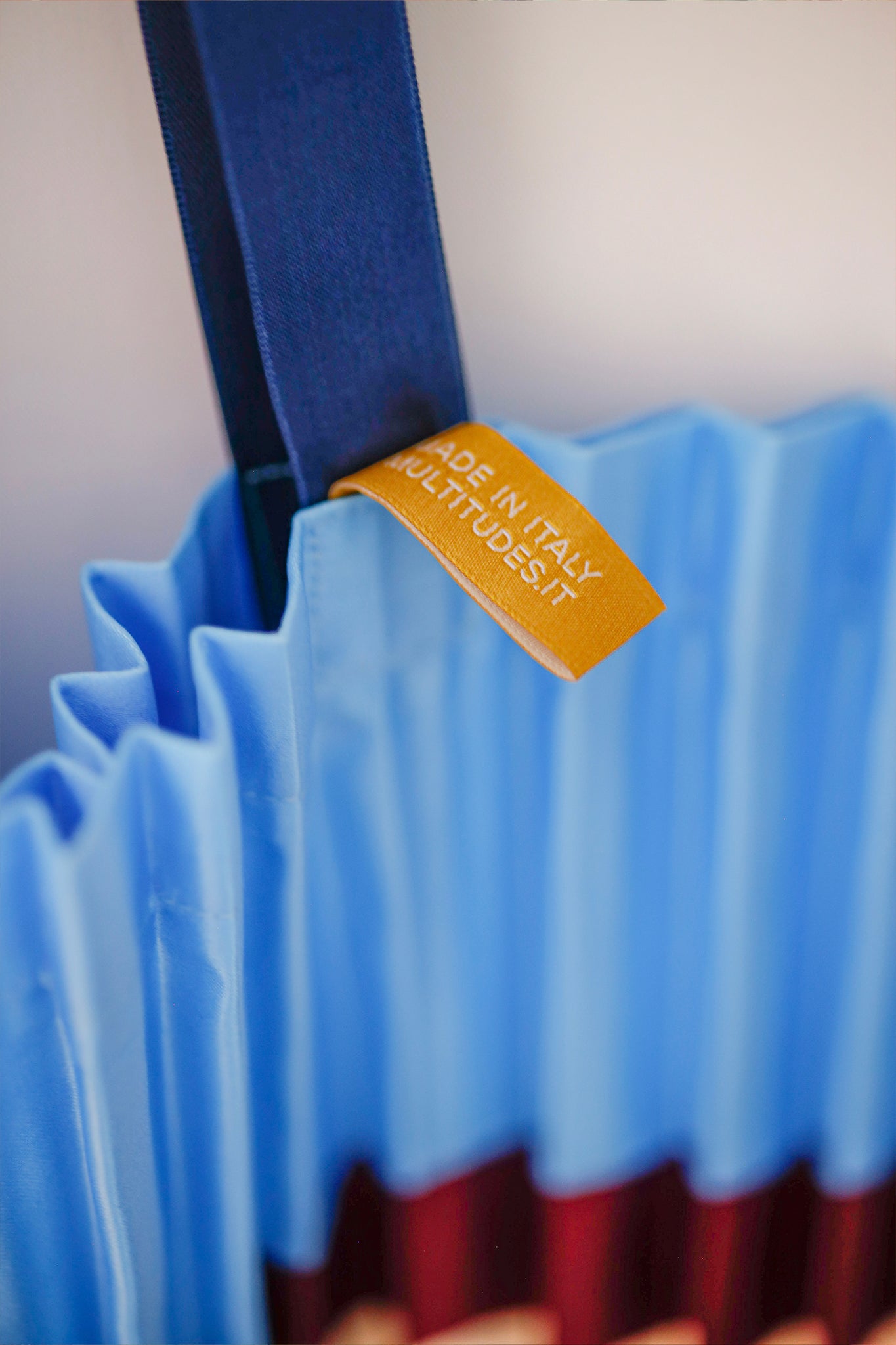 Multitudes - Bag