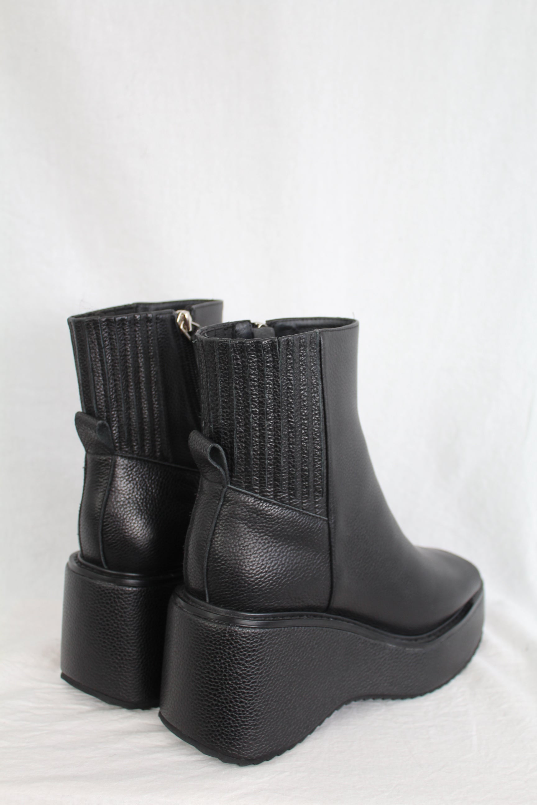 Minx - Meghan Platform