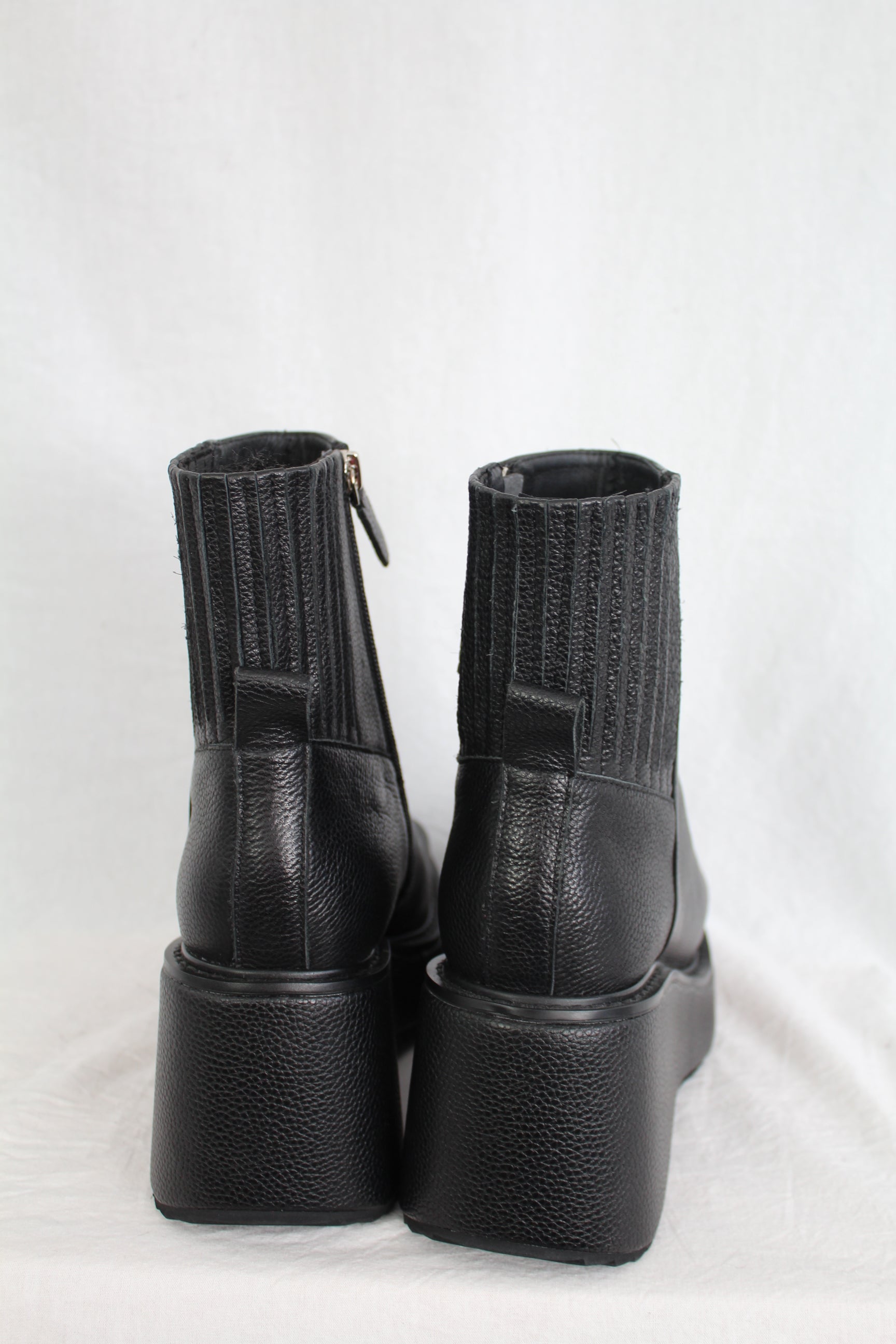Minx - Meghan Platform