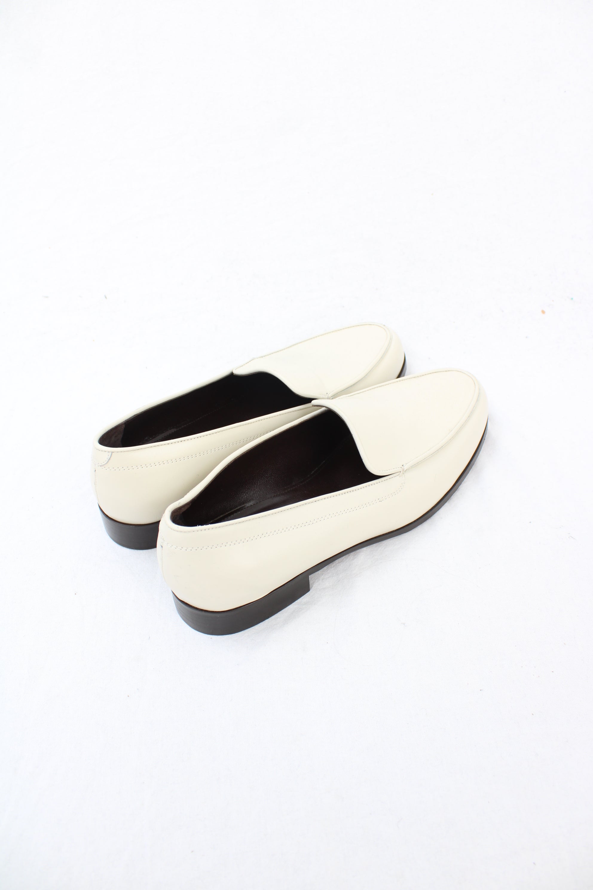 Emma Parsons - Cream Loafers