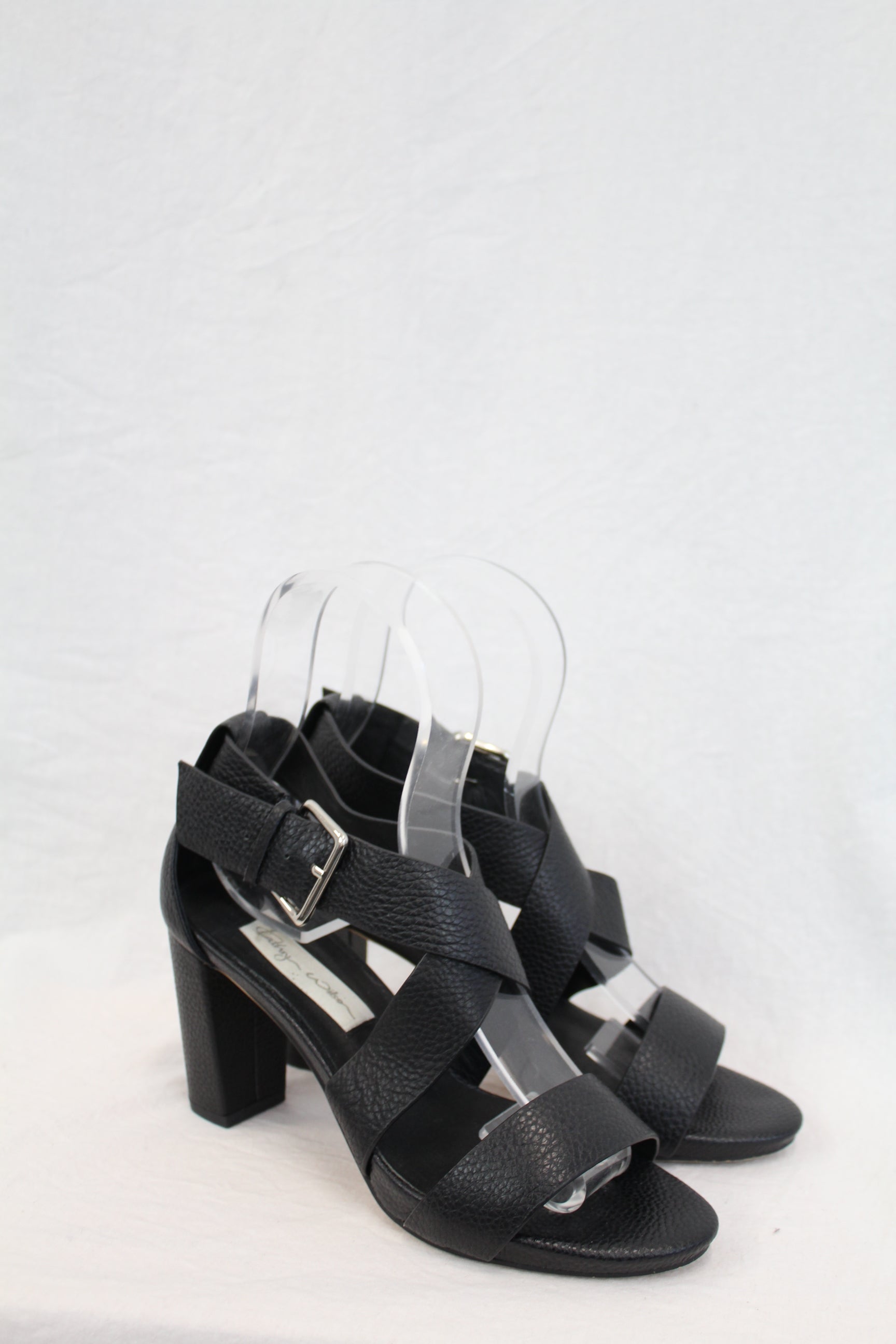 Kathryn Wilson - Pebbled Leather Heel