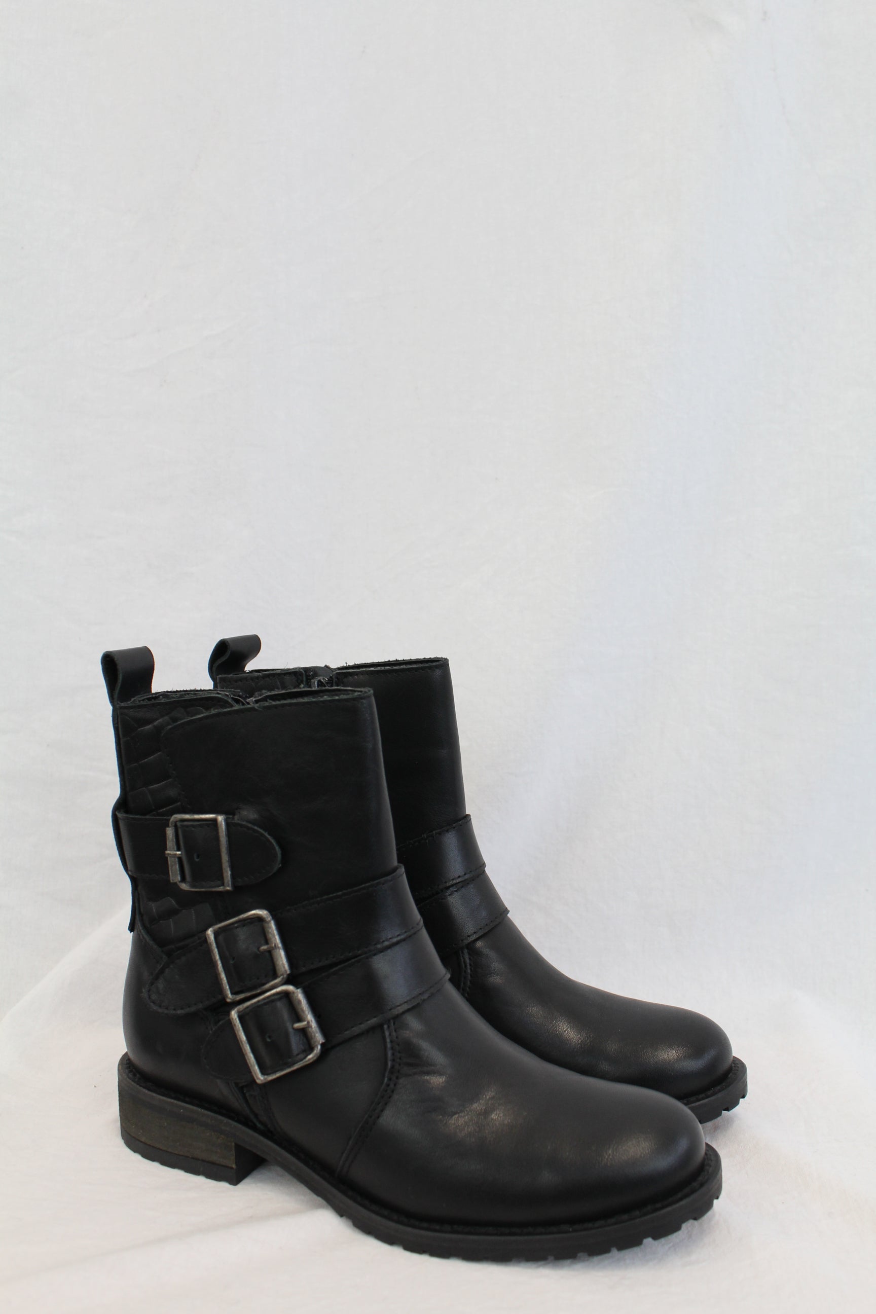 Isabella Anselmi - Leather Buckle Boot