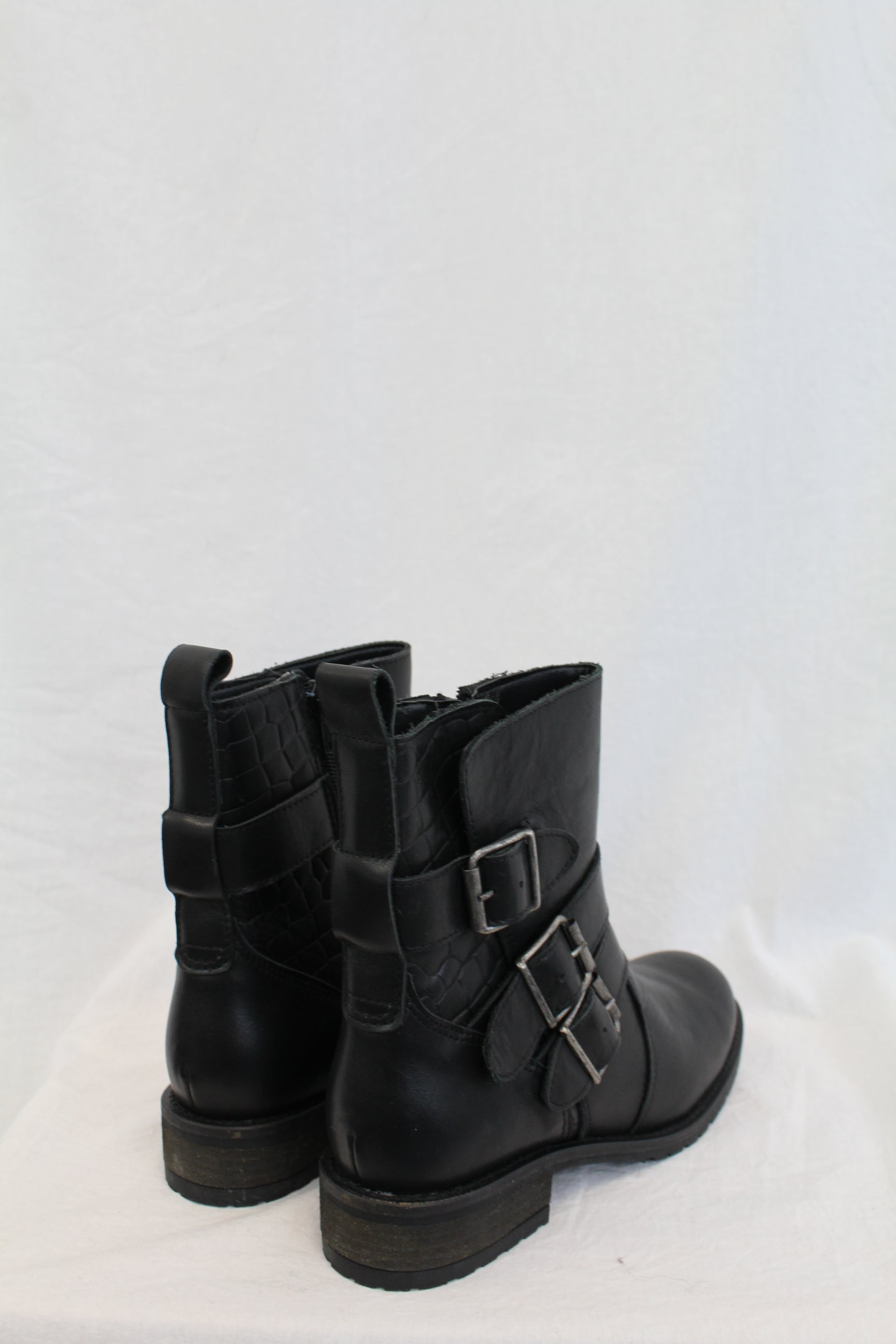 Isabella Anselmi - Leather Buckle Boot