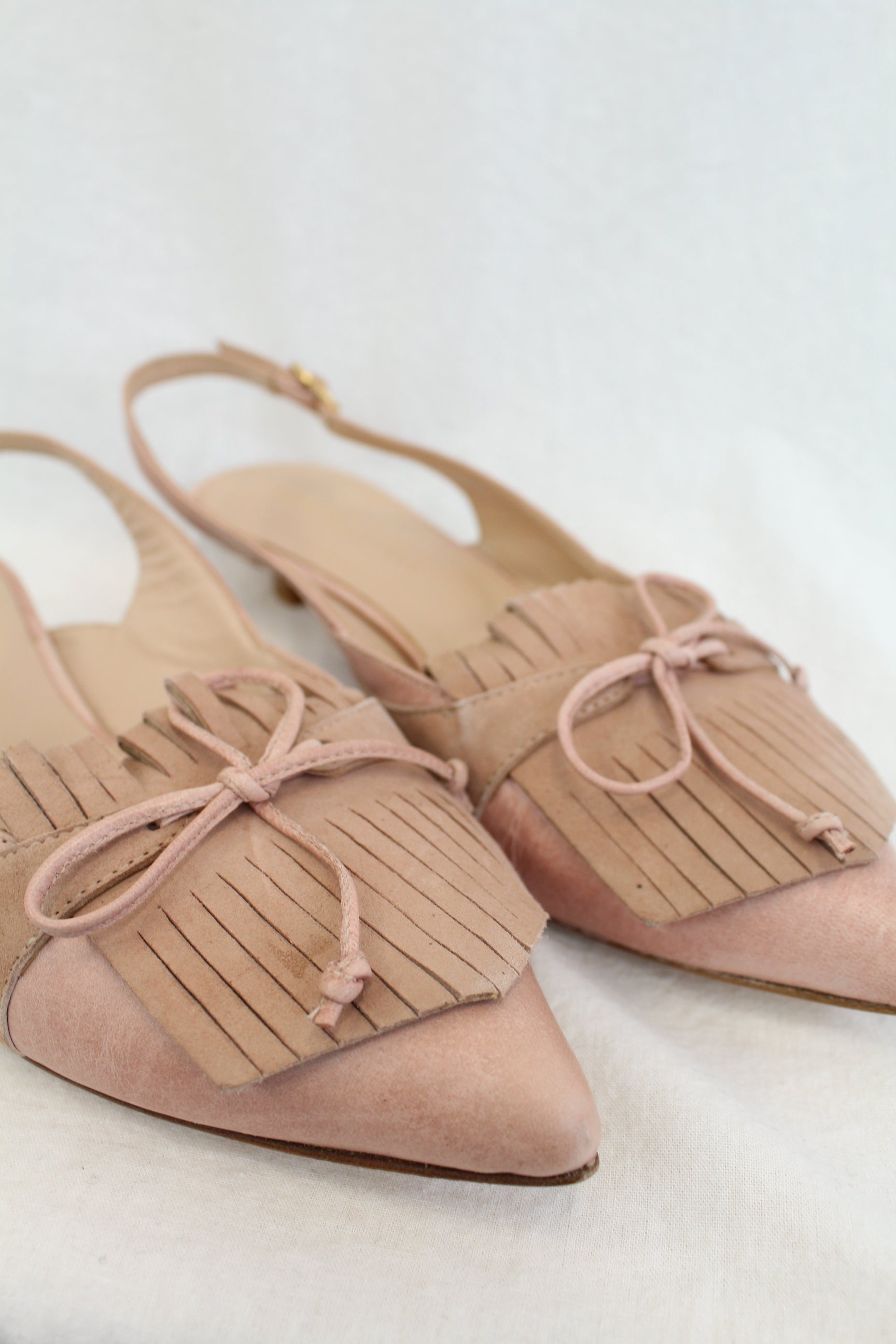 Pepe Castell - Suede Kitten Heel