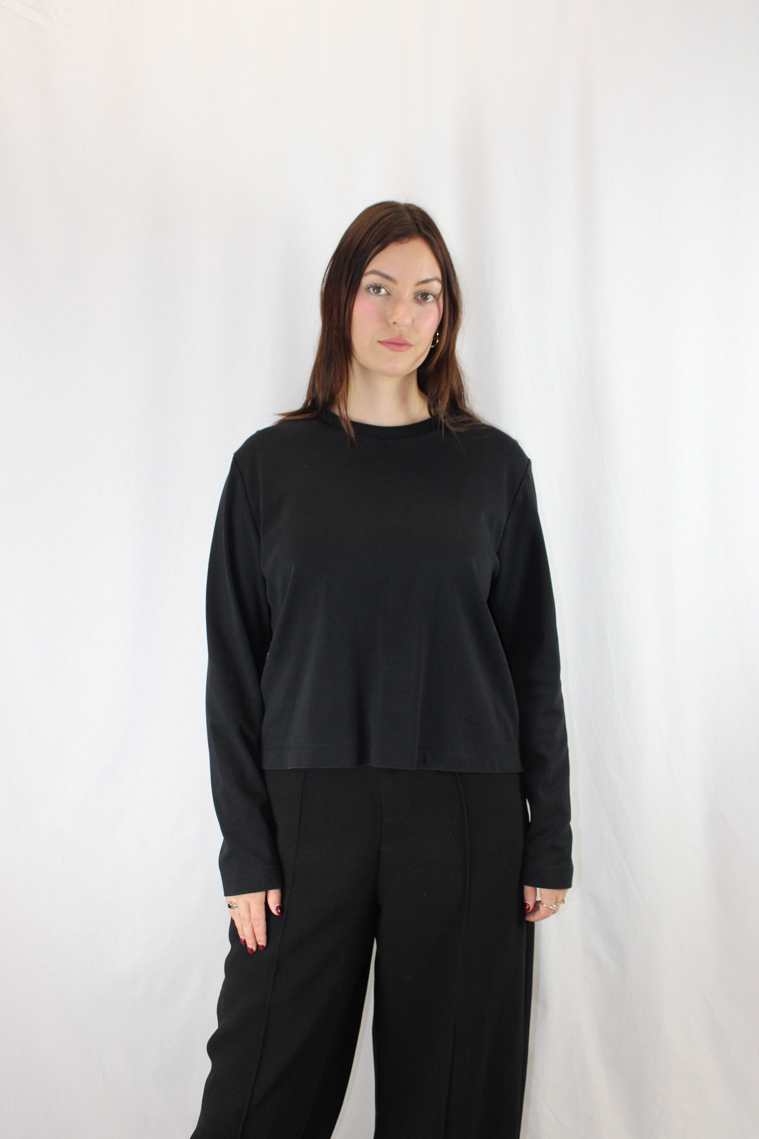 Moochi - Refine Long Sleeve Tee