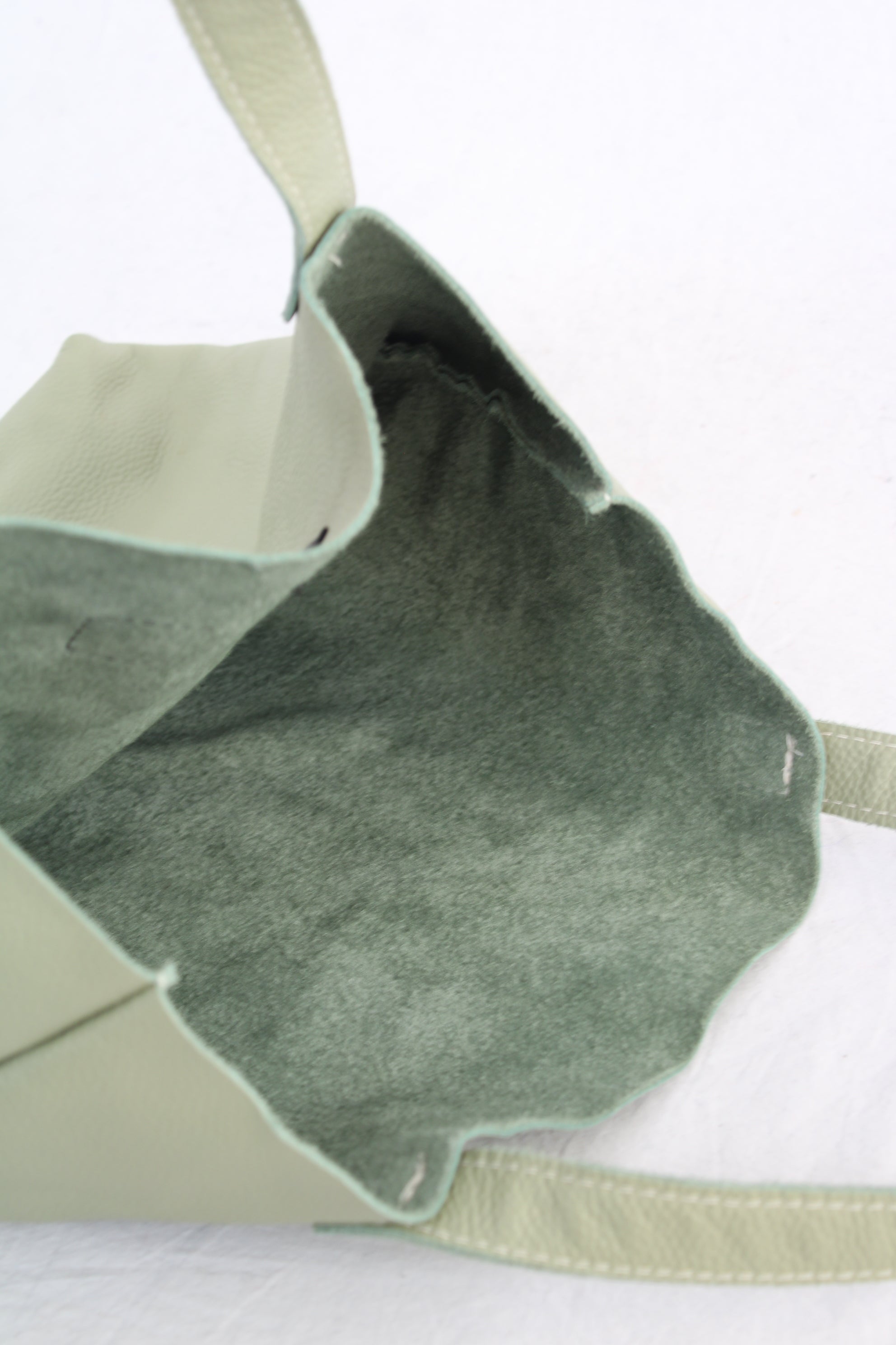Furmoo - Leather Tote Bag