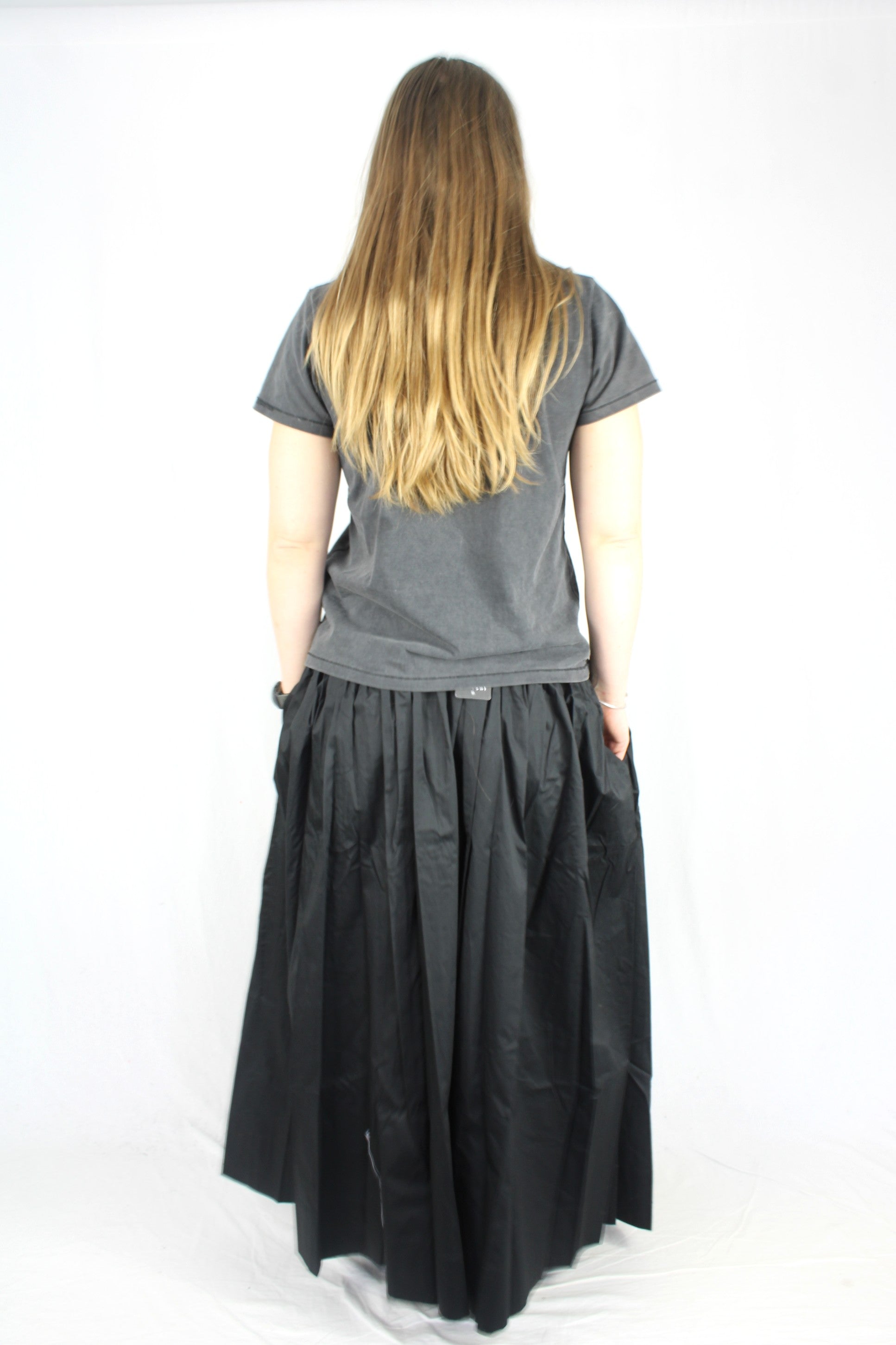 Moochi - Cohesive Skirt