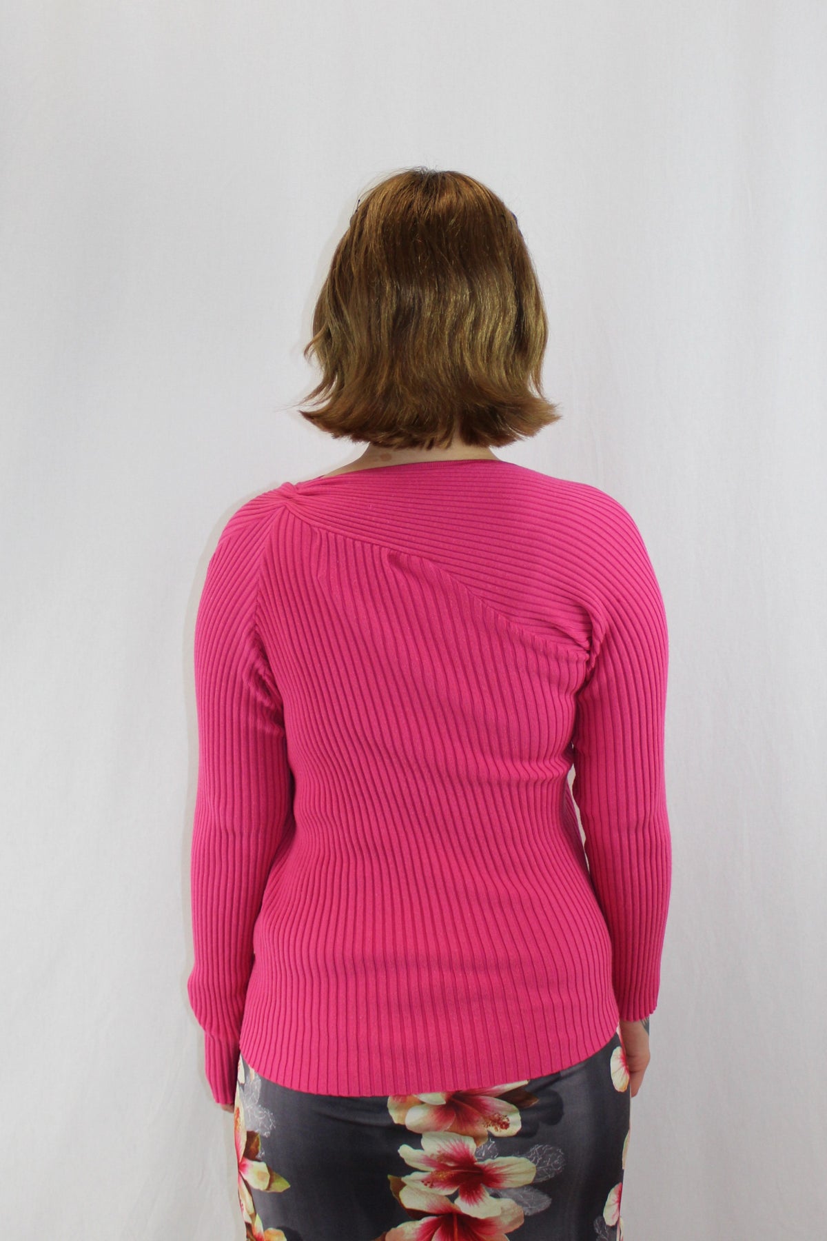 Wynn Hamlyn - Keyhole Knit