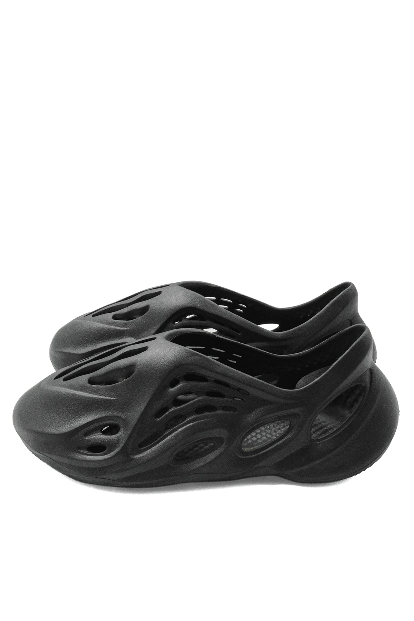 Adidas Yeezy - Sandals