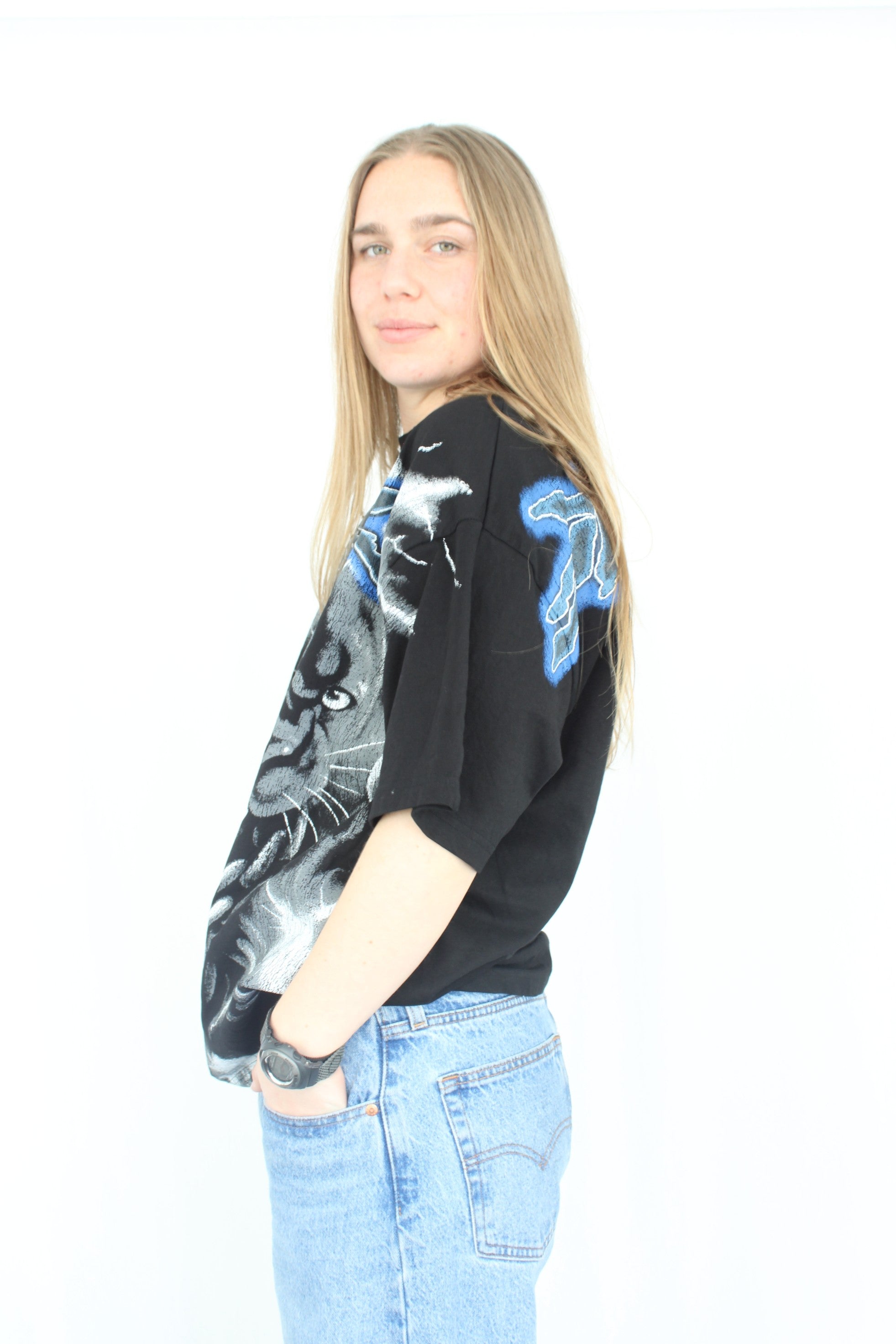 Loiter - Airbrush Panther Tee