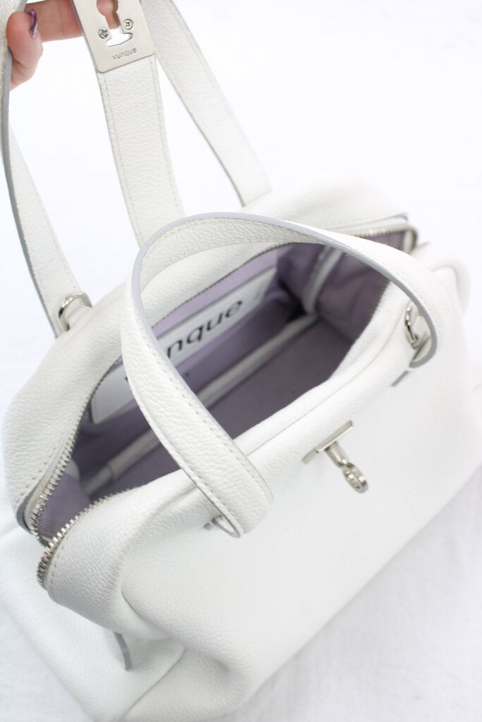 Vunque - Small Leather Duffel Bag